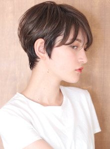 ショート・ボブ/丸顔/前髪あり/絶壁解消/40代/50代