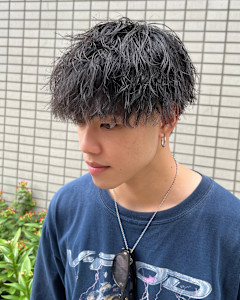 前髪ありツイストスパイラルパーマ