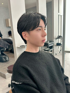 毛流れセンターパート(メンズカット/ダウンパーマ/ナチュラル - Men’s salon Zina 天神 ［メンズカット/眉毛/韓国/パーマ］【メンズサロンジーナ】掲載