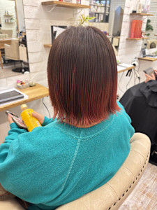 大人かわいい/ボブ/外ハネ/ルーツカラー