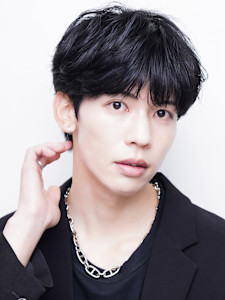 マッシュショート 眉毛カット 韓国ヘア 20代 メンズカット