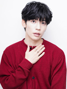 マッシュショート 眉毛カット 韓国ヘア 20代 メンズパーマ