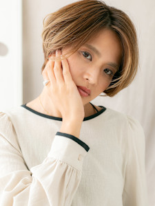 ヘーゼルブラウンハイライトマッシュショートボブ20代30代