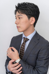 横顔がきれいに見える大人のタイトショート[メンズ/池袋]