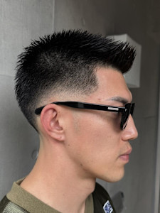 メンズ　ショート　ハイトーン　メンズバレイヤージュ - ARCANA 明治神宮前 表参道 原宿掲載