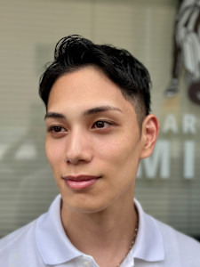 ビジネスサイドパート - BARBER MIKI 中崎掲載