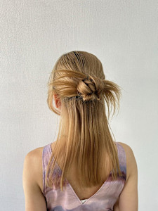 シニヨンアレンジ/ハーフアップシニヨン/結婚式お呼ばれヘア