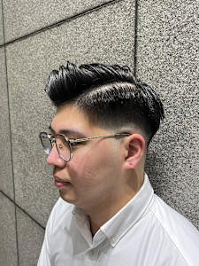 銀座　理容室　アイロンパーマ　スキンフェード