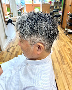 グレイヘアツイストスパイラルパーマ - hair studio Romeo掲載