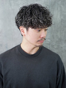 札幌メンズ×ゆるめスパイラルパーマ - ヒロ銀座 バーバーショップ 札幌本店【HIRO GINZA BARBER SHOP】掲載