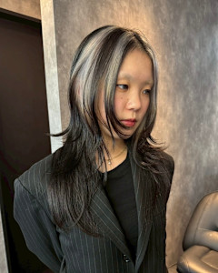 セクションカラー　デザインカラー　ケアブリーチカラー