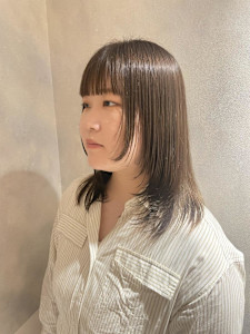 レイヤーカット/ミディアムレイヤー/顔まわりカット - AO。掲載