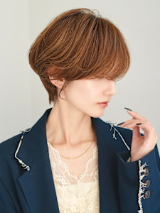 前下がりショート・ボブ/絶壁解消/前髪あり/40代/30代 - INCEPTION  GINZA 銀座掲載