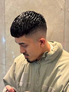 クロップ×濡れパン - ヒロ銀座バーバーショップ難波店掲載