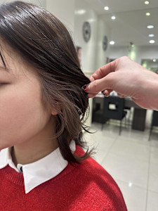 イヤリングカラー(ホワイトミルクティー)