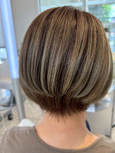 美フォルムショートボブ