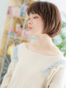 ココアベージュでレトロマッシュショート