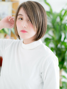 メッシュカラーで大人ミニボブ