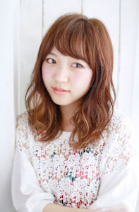 鎖骨ゆらーりミックスカール - 髪質改善 完全完結型個室サロン people[  ] 勝どき 美容室NEW OPEN 12月1日掲載