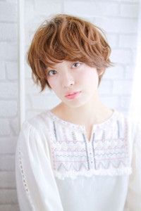 ふんわり柔らかミックスカール - 髪質改善 完全完結型個室サロン people[  ] 勝どき 美容室NEW OPEN 12月1日掲載