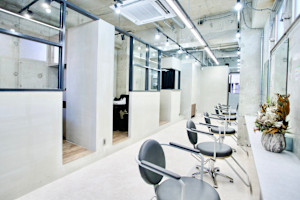 Alma four(アルマフォー)