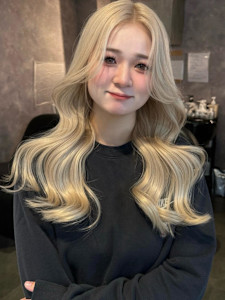 《巴結生》ホワイトベージュ/ハイトーン/グレージュ - elu by lovis掲載