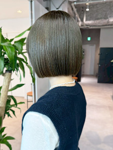 ボブオリーブグレーミディアム_ba571891 - IT by ALBUM 下北沢店掲載