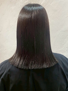 髪質改善 切りっぱなしボブ 艶髪 アッシュカラー 縮毛矯正 - 福岡 オーガニックカラー miroa掲載