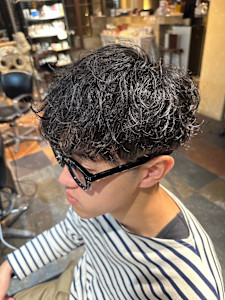 シャドウパーマ