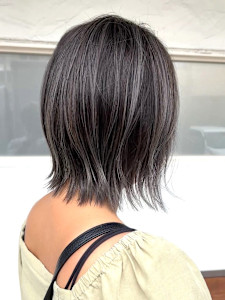 クラゲヘアー/オリーブグレー/黒髪/ココアベージュ/小顔/松