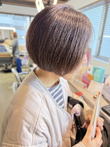 丸みボブ/白髪ぼかしカラー - ungu GALLERY掲載