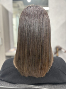 ツヤ髪アッシュ×サイエンスアクア