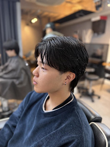 神田脩弥/センターパート/メンズウルフ/大宮 - Vii men掲載