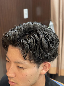 神田ビジネスヘア - ヘアーモードキクチ 神田日銀通り店掲載