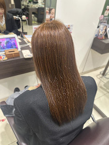 ブラウンカラー