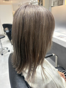 グレージュカラー