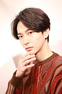 ナチュラルセンターパート - LIPPS hair 難波【1/16 NEW OPEN】掲載