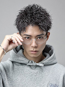 シャープグランジスパイキーショート - LIPPS hair 難波【1/16 NEW OPEN】掲載