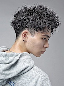 シャープグランジスパイキーショート - LIPPS hair 難波【1/16 NEW OPEN】掲載