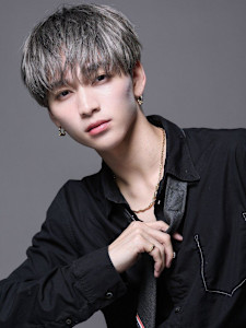 パールシルバーで魅せるナチュラル韓流ショート - LIPPS hair 難波【1/16 NEW OPEN】掲載