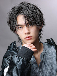 パーマセンターパートウルフ - LIPPS hair 難波【1/16 NEW OPEN】掲載