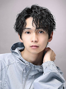 縦落ちツイストパーマ - LIPPS hair 難波【1/16 NEW OPEN】掲載