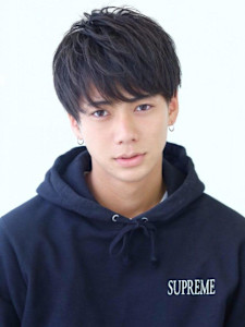 横顔キマるマッシュヘア - LIPPS hair 難波【1/16 NEW OPEN】掲載