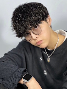 波巻きスパイラルパーマ×暗髪マッシュ ウェット仕上げで色気を - ヒロ銀座ヘアーサロン銀座一丁目店掲載