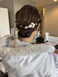 お呼ばれヘアセットアレンジシニヨン