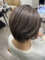 白髪ぼかしハイライトケアカラー池袋/ブリーチ/ハイトーン池袋