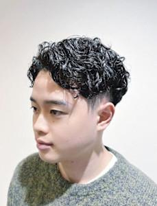 メンズカット＋スパニッシュカール（特殊系パーマ）＋トリートメ