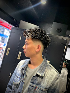 ジェットモヒカン×スキンフェード×スパイキーショート×メンズ - owl 心斎橋掲載