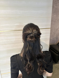 《あやね》ヘアセット／ハーフアップカチモリ - elu by lovis掲載