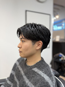 神田脩弥/ニュアンスパーマ/センターパート - Vii men掲載